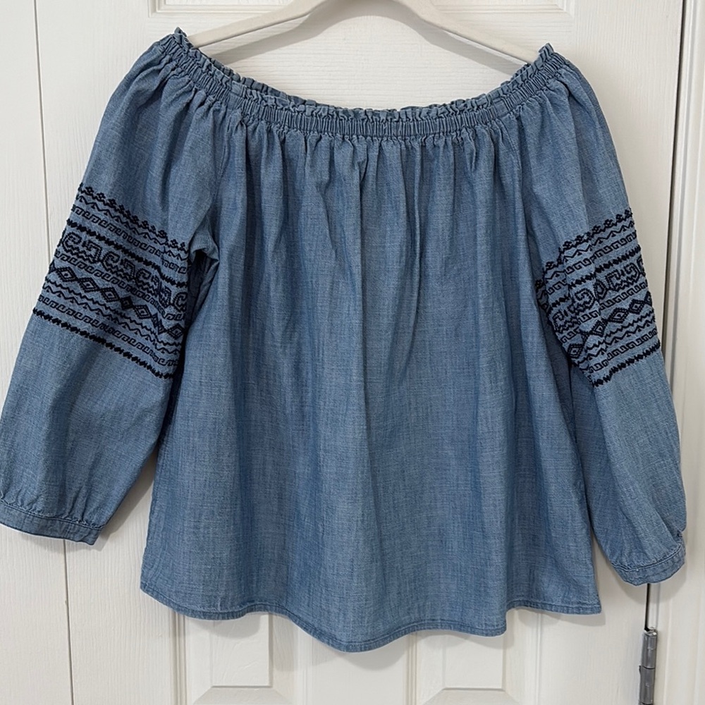 GAP Off the Shoulder 3/4 Sleeve Blouse